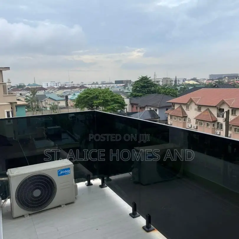 Phvarat Studio Luxury Apartment With Balcony, Gym & Washing Machine