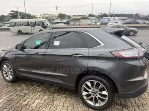 Ford Edge Titanium AWD 2018 Gray