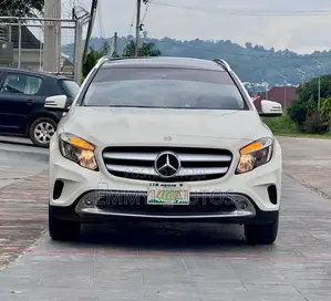 Mercedes-Benz GLA 250 2016 White