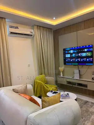 1 Bedroom Apartment With Balcony, Gym, Washing Machine, Alexa & PS5