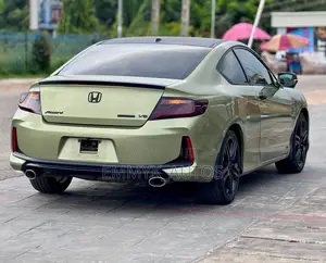 Honda Accord Touring V6 2dr Coupe FWD (3.5L 6cyl 6A) 2017 Green