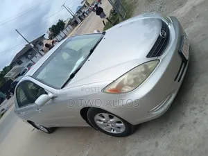 Toyota Camry 2004 Silver