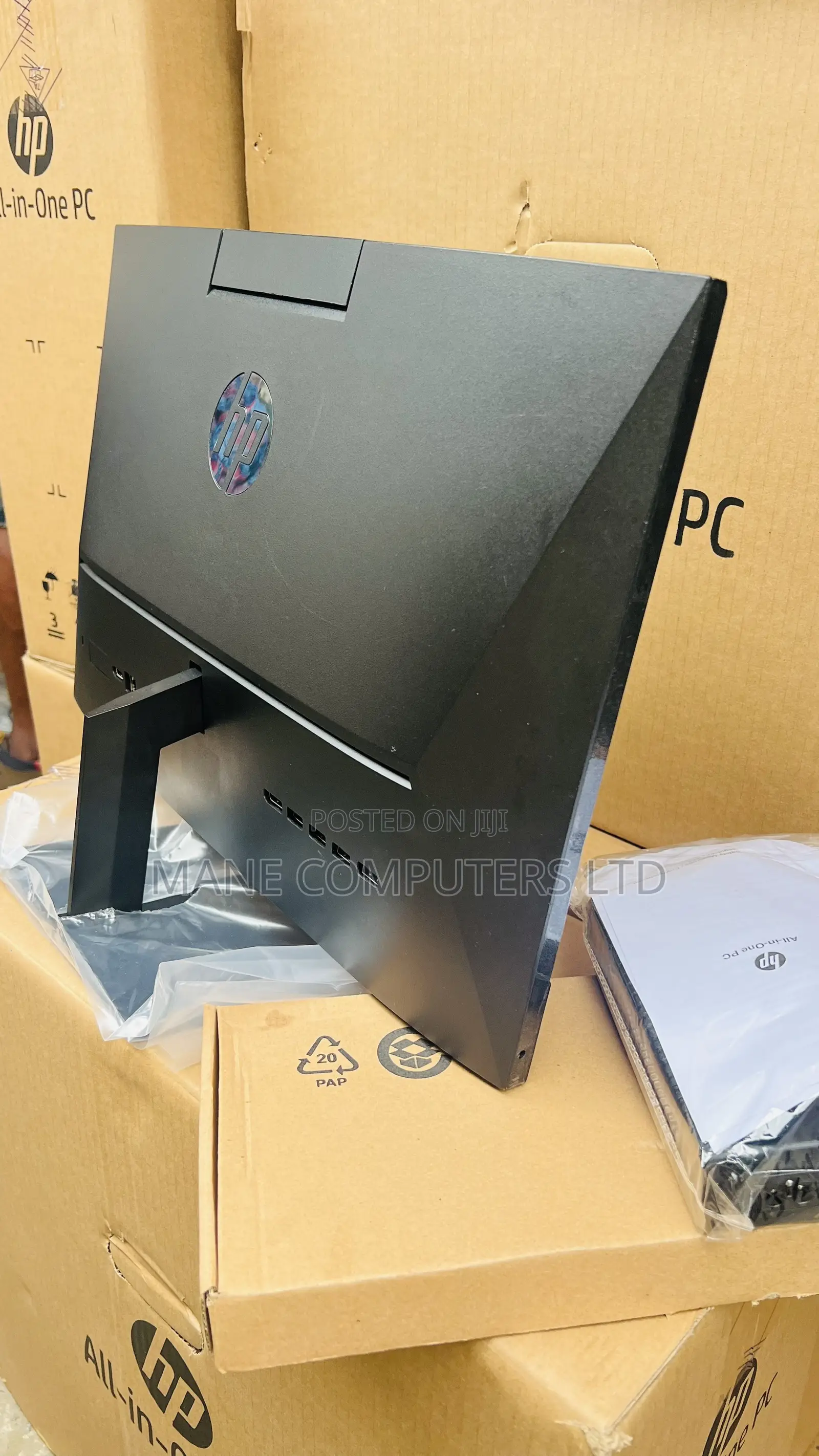 New Desktop Computer HP ProOne 600 8GB Intel Core i3 SSD 256GB