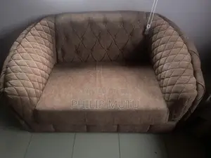 Quality Clean Double and 2 Single Sittingroom Chair