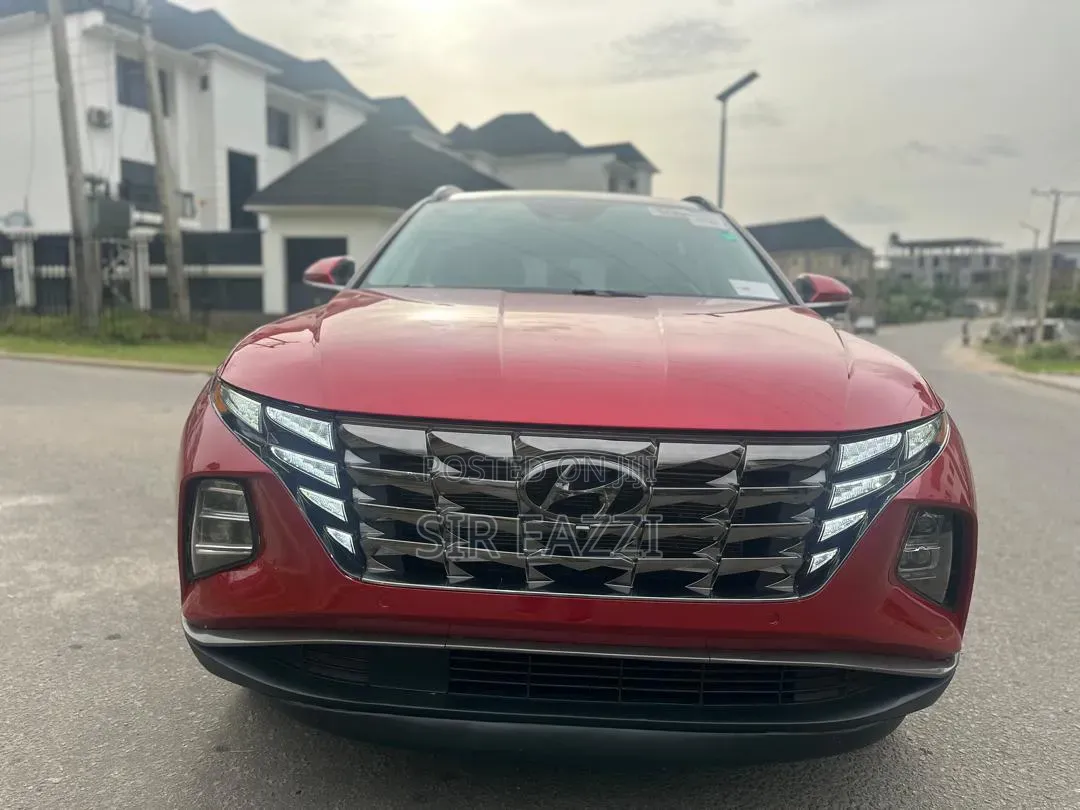 Hyundai Universe 2023 Red