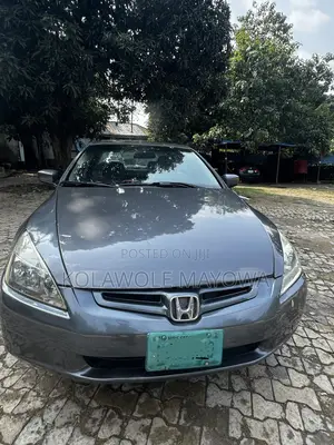 Honda Accord 2005 Gray