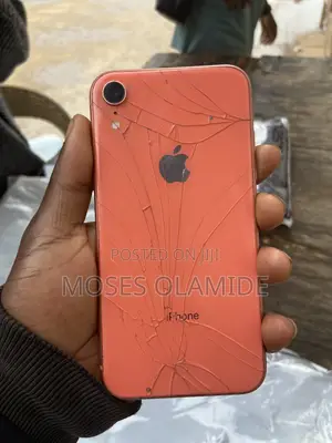 Apple iPhone XR 64 GB Pink