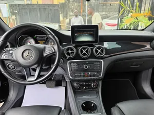 Mercedes-Benz CLA-Class 2016 Black