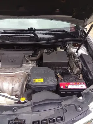 Toyota Camry 2014 Silver