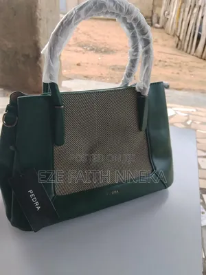 Pedra Two in One Handbag