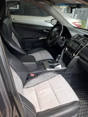 Toyota Camry 2014 Gray