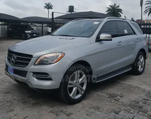 Mercedes-Benz M Class ML350 4MATIC 4dr SUV AWD (3.5L 6cyl 7A) 2014
