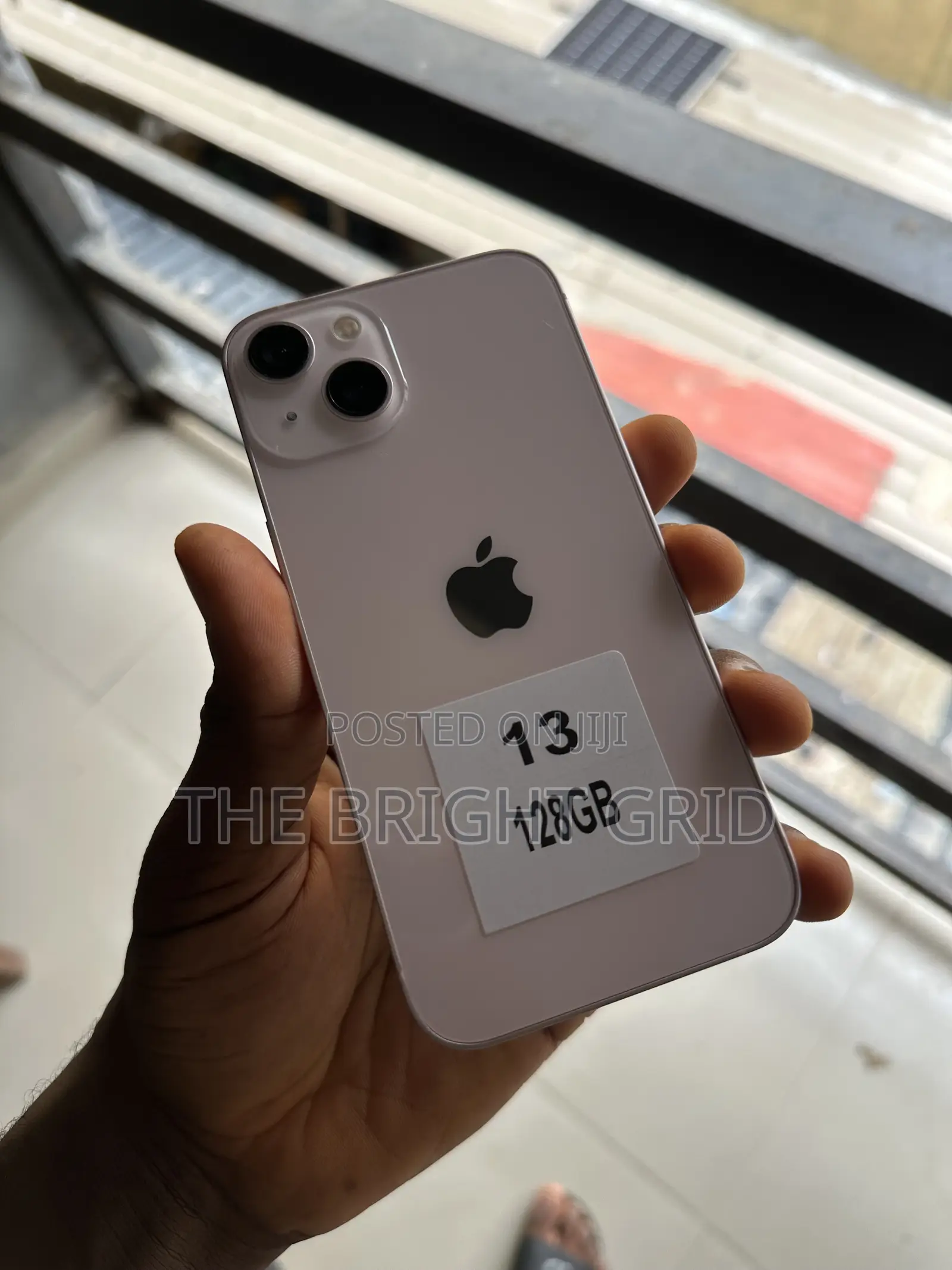 Apple iPhone 13 128 GB Pink