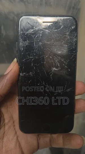 Apple iPhone 7 32 GB Black