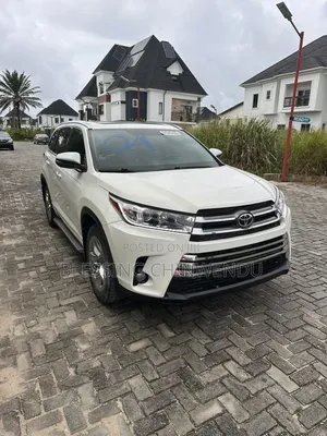 Toyota Highlander Limited Platinum 4dr SUV AWD (3.5L 6cyl 6A) 2015