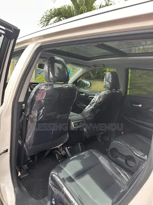 Toyota Highlander Limited Platinum 4dr SUV AWD (3.5L 6cyl 6A) 2015