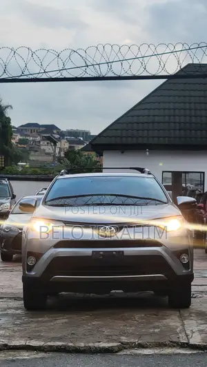 Toyota RAV4 2016 Silver