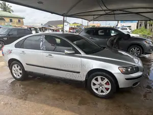 Volvo S40 2005 Gray