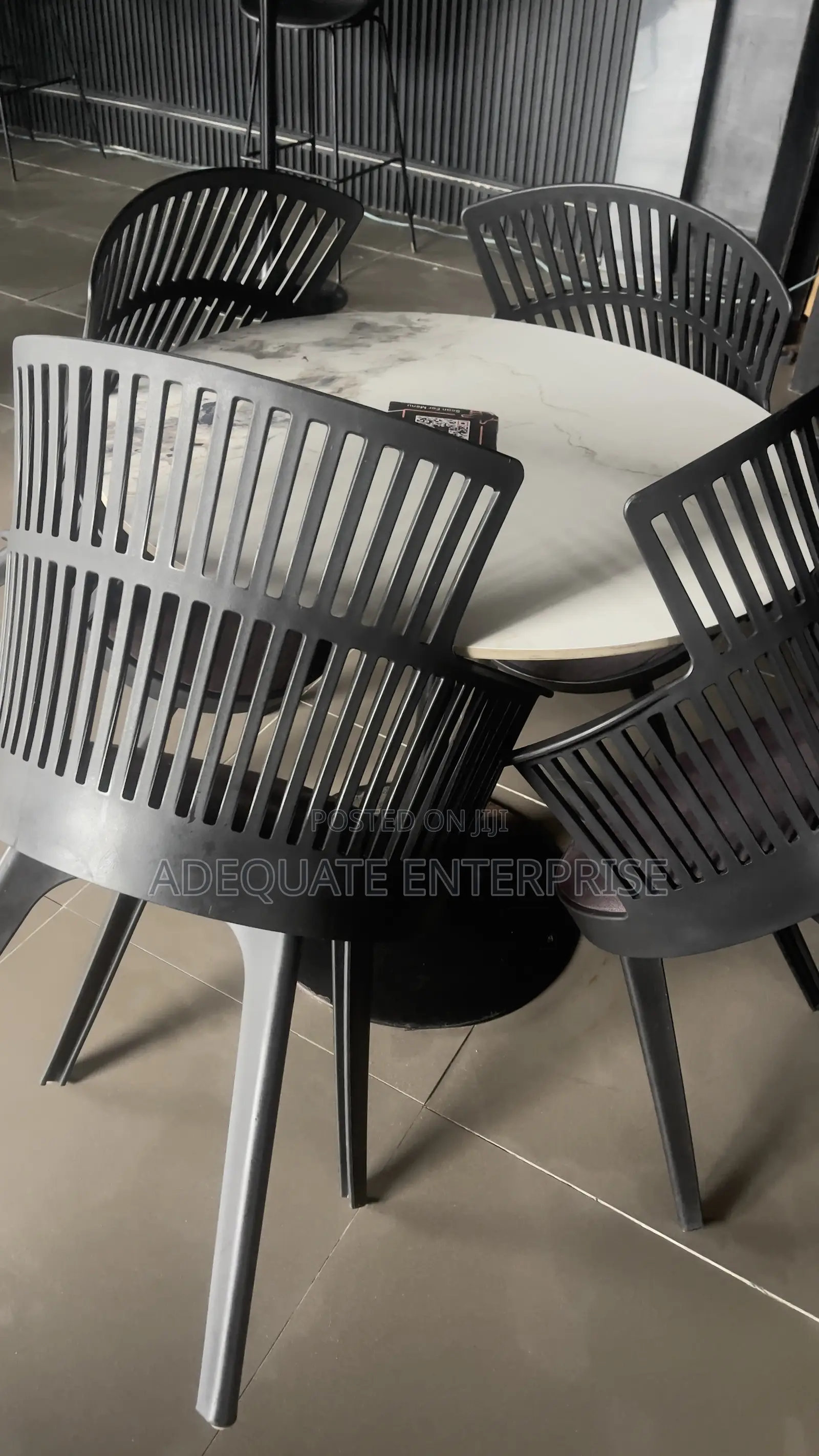 Used Dinning Chair and Table Set