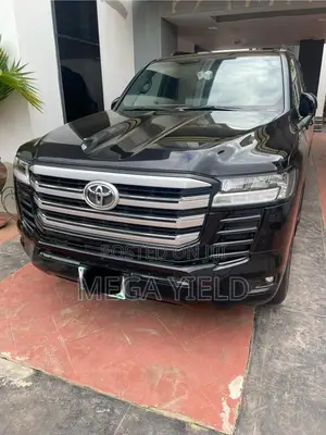 Toyota Land Cruiser 79 Series 2022 Black