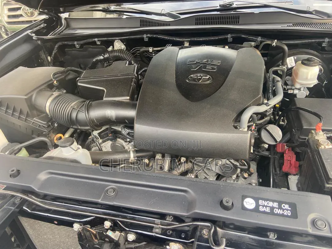 Toyota Tacoma 2018 Black