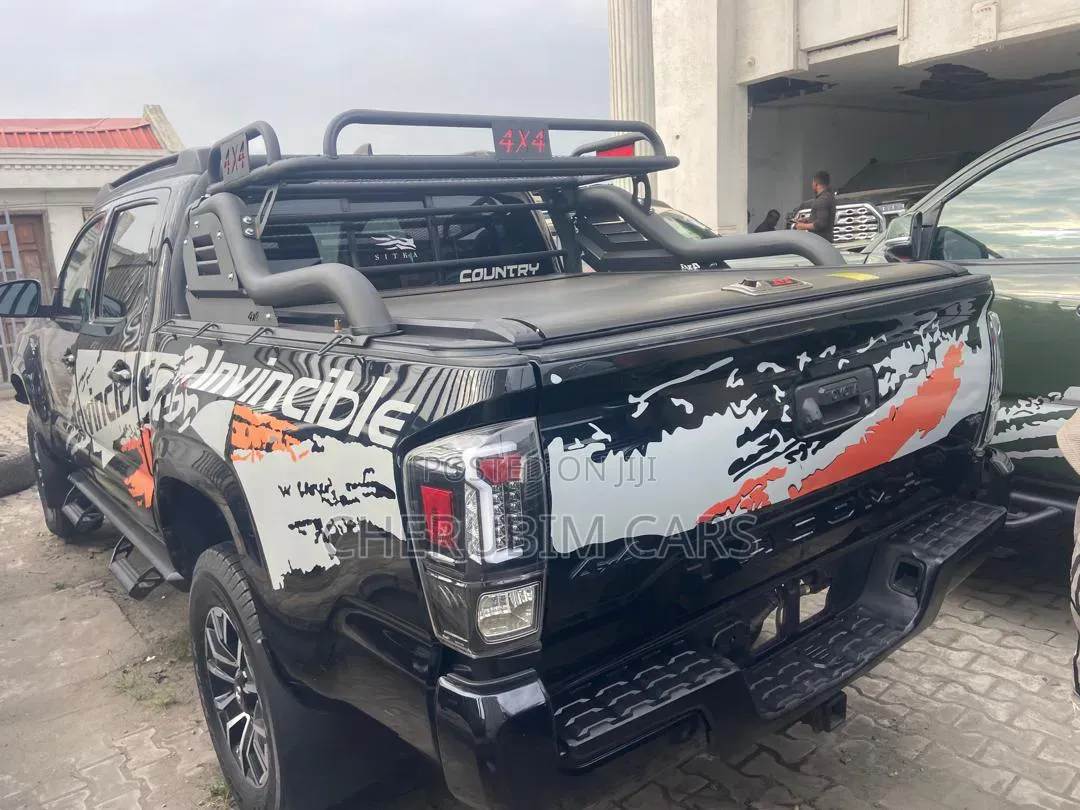 Toyota Tacoma 2018 Black