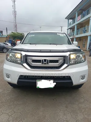 Honda Pilot 2011 White