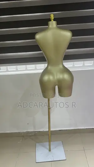 Foreign Half Body Gold Full Fibreglass BBL Female Mannequin Hips 46"