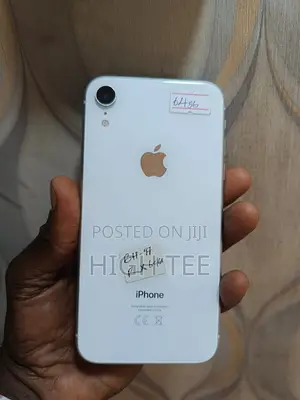 Apple iPhone XR 64 GB White