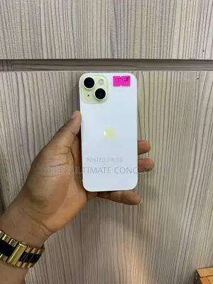 Apple iPhone 15 128 GB Yellow