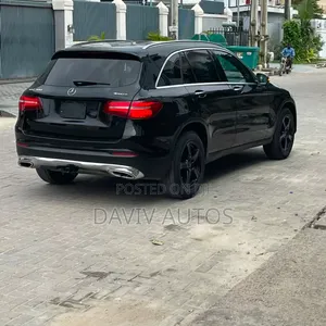 Mercedes-Benz GLC-Class 2017 Black
