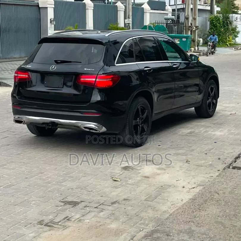 Mercedes-Benz GLC-Class 2017 Black