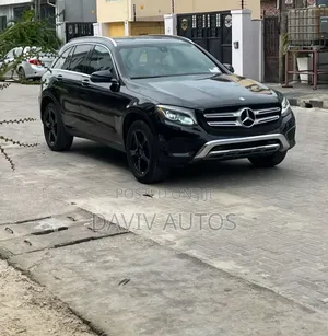 Mercedes-Benz GLC-Class 2017 Black