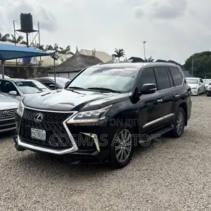 Lexus LX 2022 Black