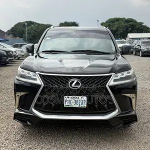 Lexus LX 2022 Black