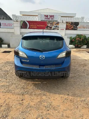 Mazda E2200 2010 Blue