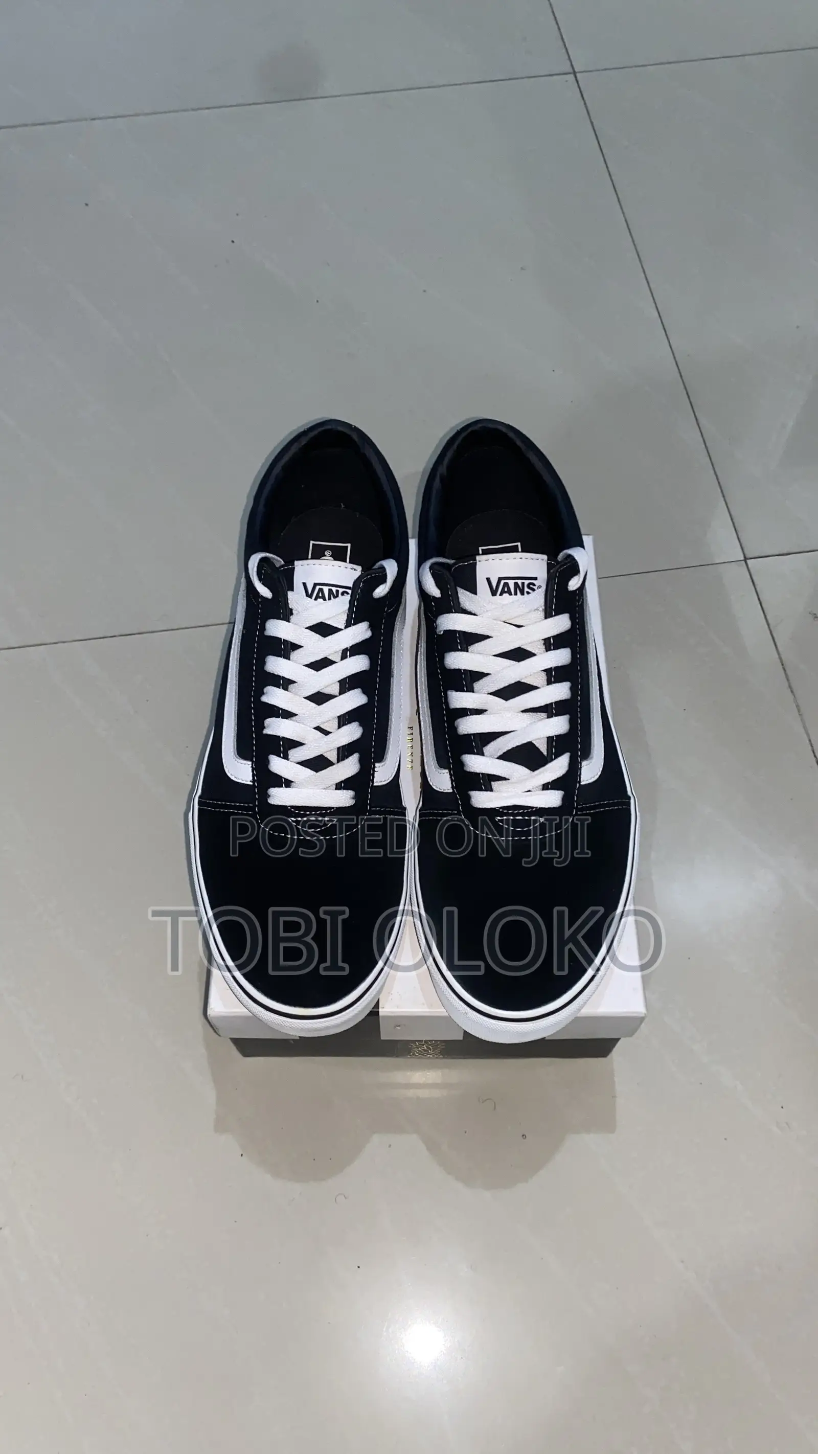Black and White Vans “Off the Wall”