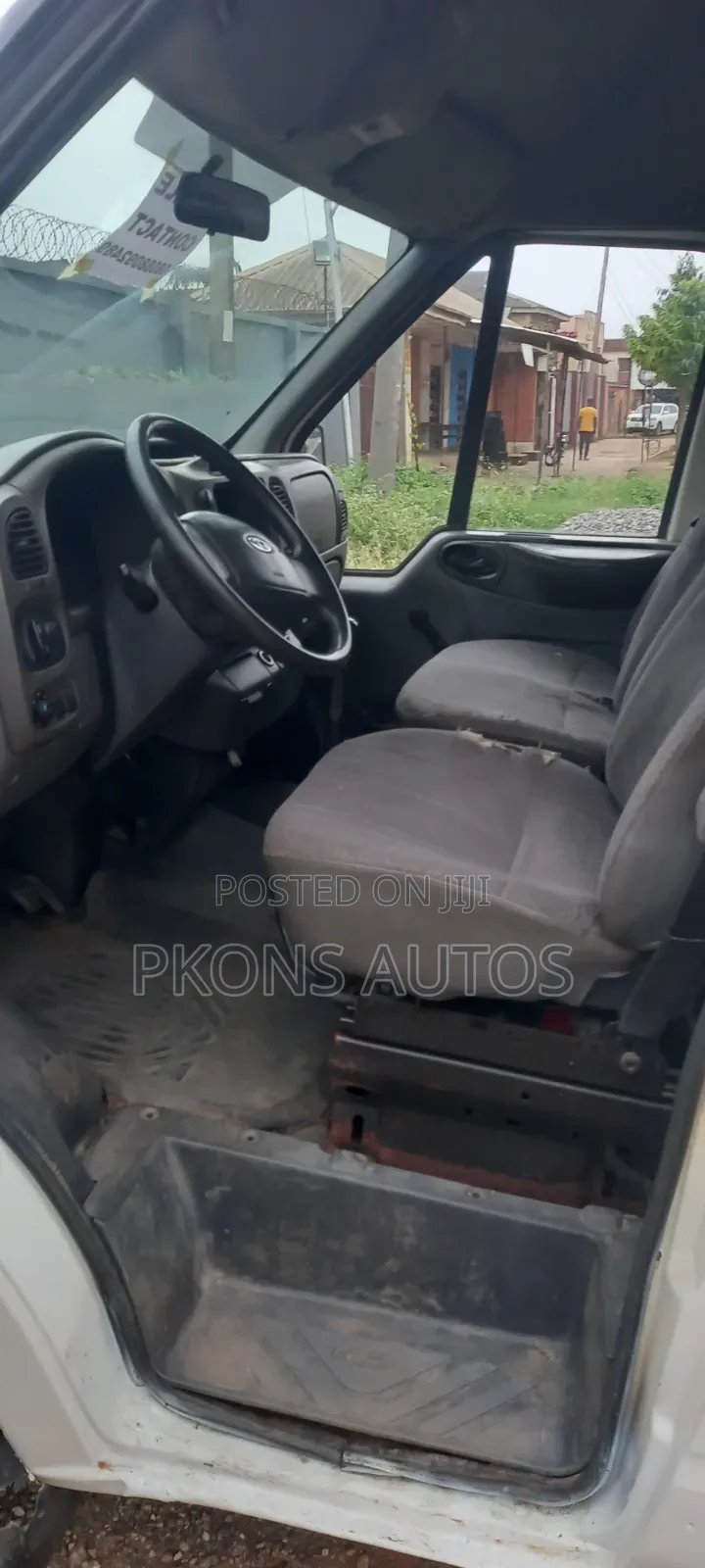 Ford Transit 2005 White