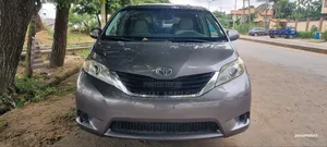 Toyota Sienna 7 Passenger 2012 Gray