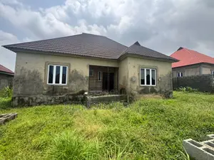 3bdrm Bungalow in Sabon Lugbe for sale