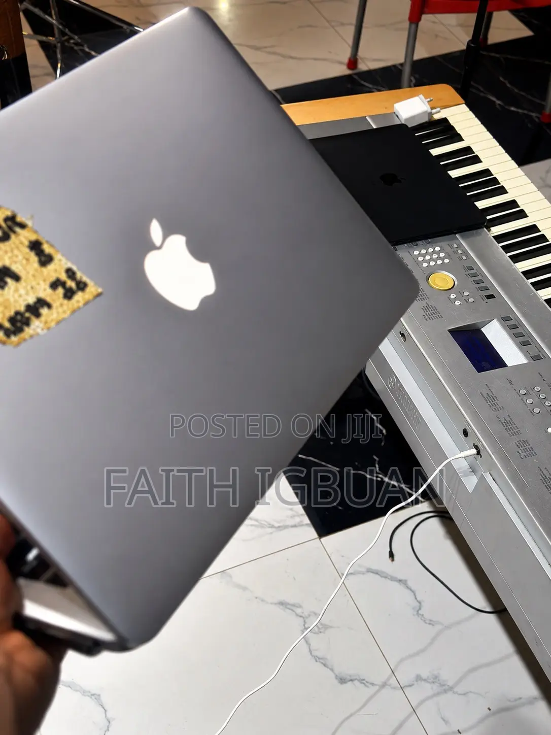 Laptop Apple MacBook Pro 2015 8GB Intel Core i5 SSD 256GB