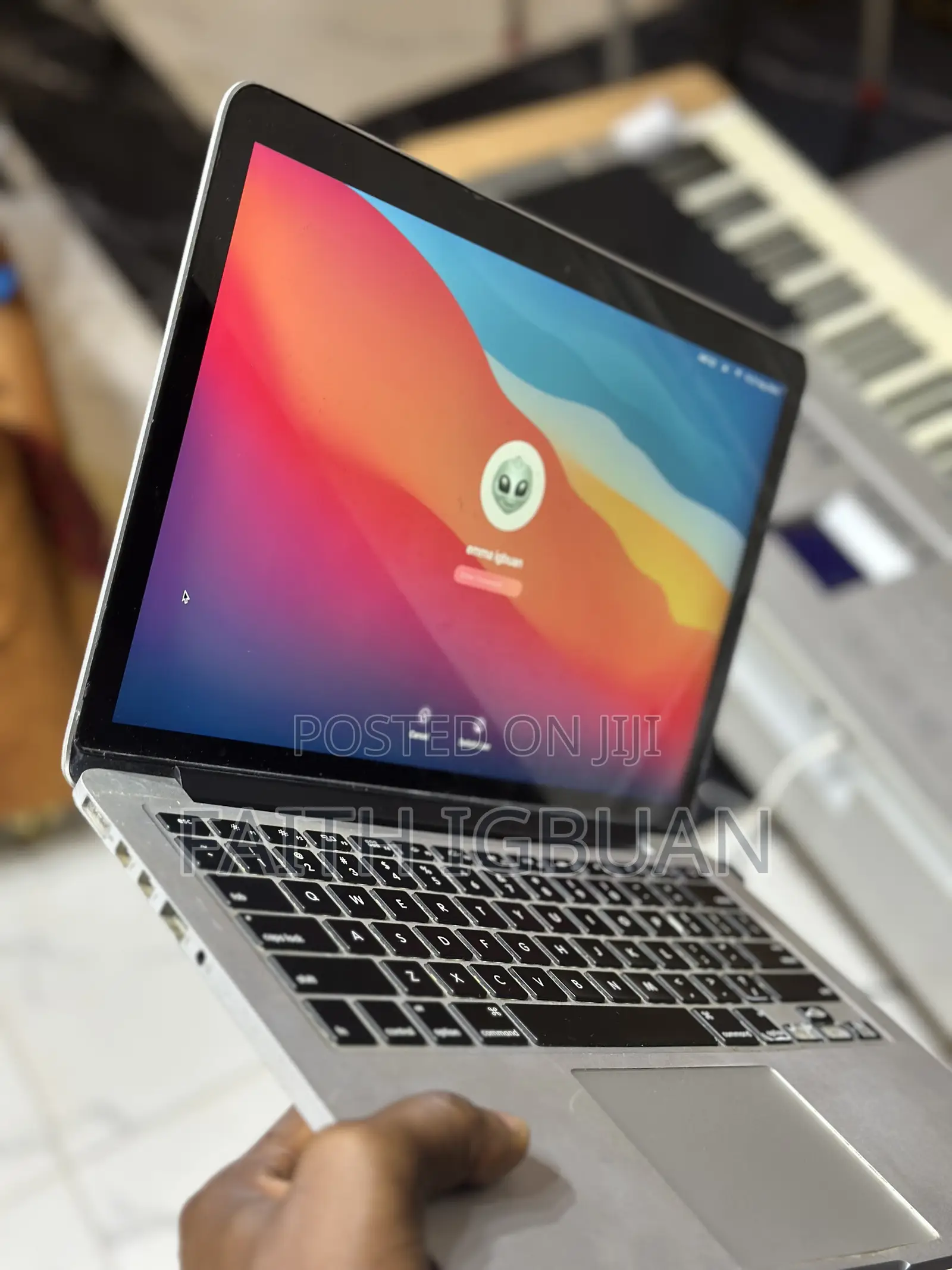 Laptop Apple MacBook Pro 2015 8GB Intel Core i5 SSD 256GB