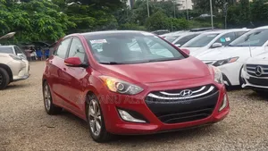 Hyundai Elantra 2014 Red