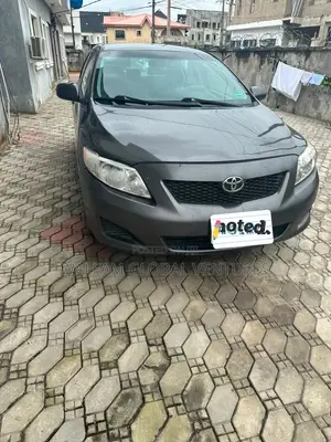 Toyota Corolla 2010 Gray