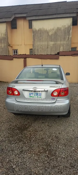 Toyota Corolla 2005 Silver