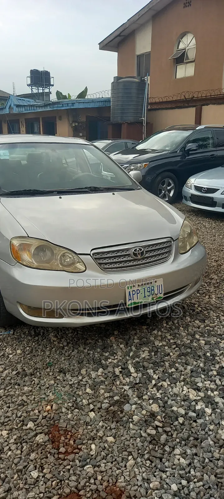 Toyota Corolla 2005 Silver