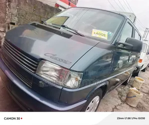 Volkswagen Transporter 2005 Grey