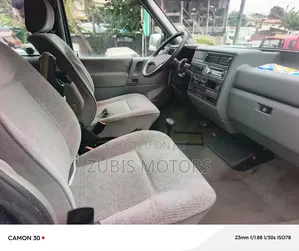 Volkswagen Transporter 2005 Grey