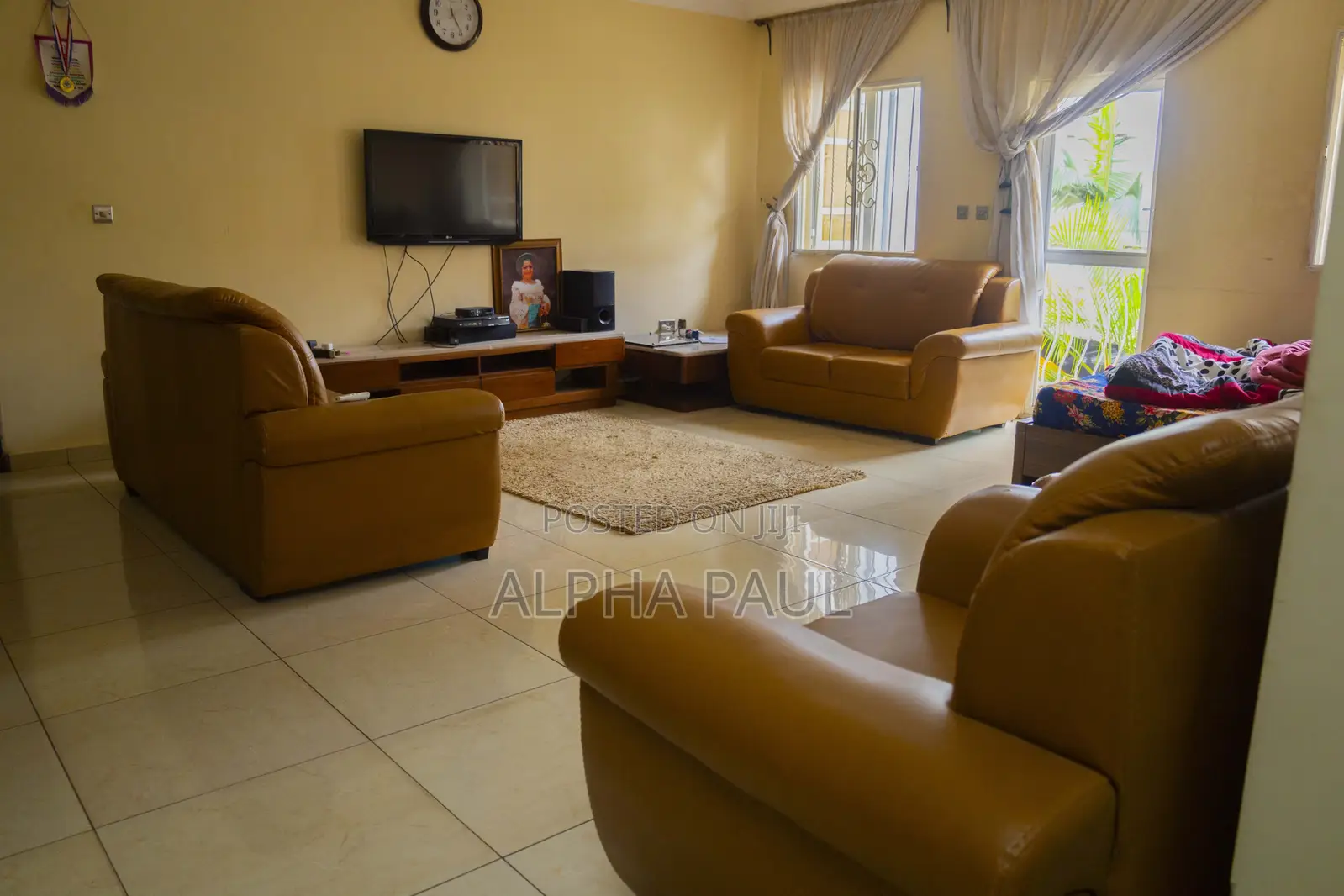 Exotic Sofa Set