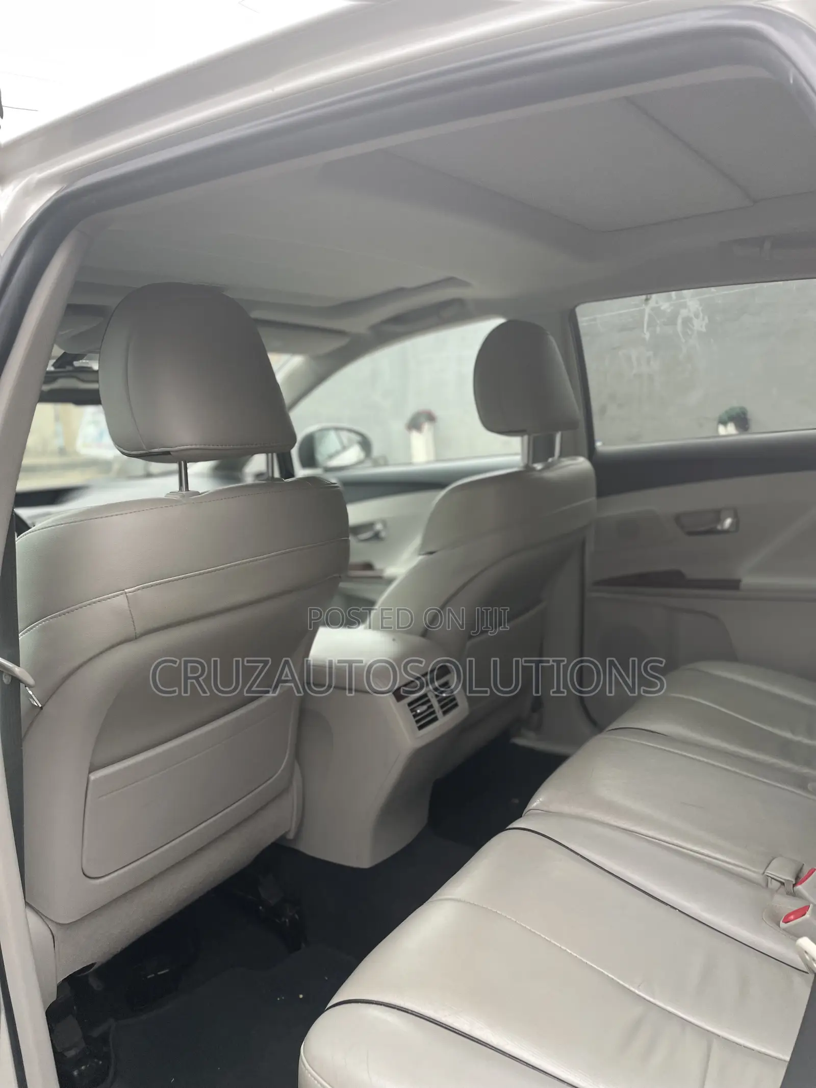 Toyota Venza 2012 White